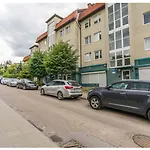Earth Room - 15 Min To Old Town Gdansk